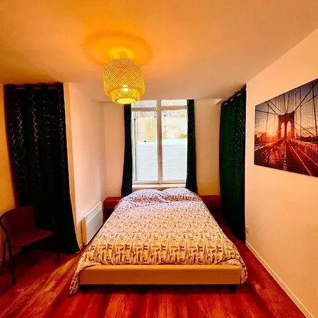 Appartement Le Petit 2 Caps - Hyper Centre - Spacieux - 1er Etage *